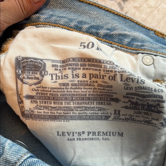 Levi's Blue Straight Jeans with Classic Style - Picture 4 of 6